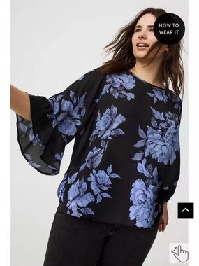 Torrid Bell Sleeve Floral Blouse NWT